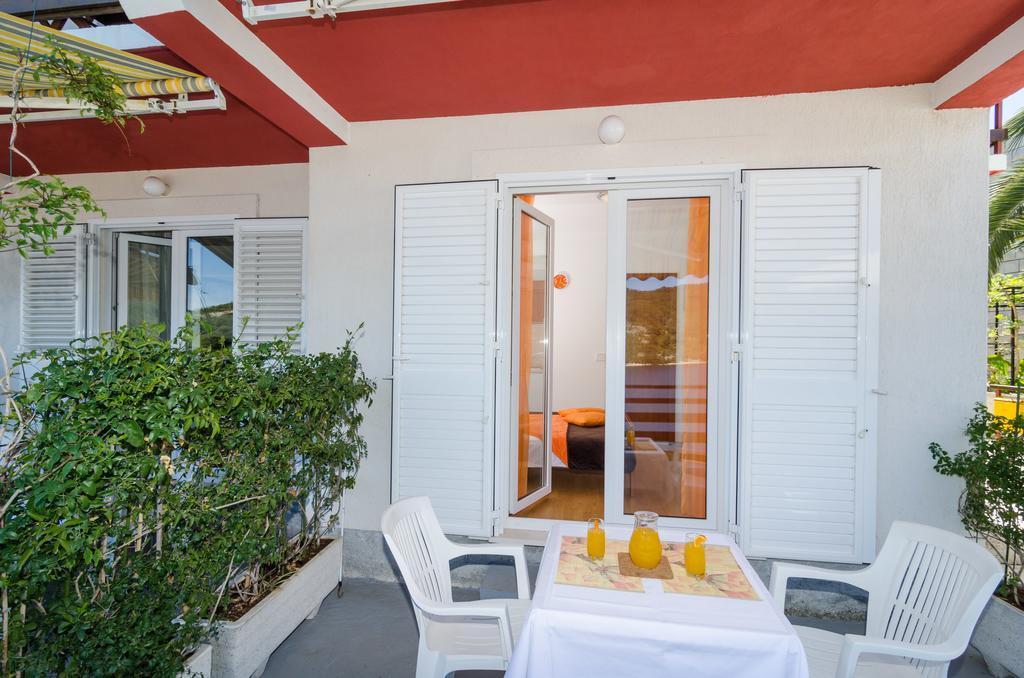 Apartments Matana Chano Polace Exterior photo